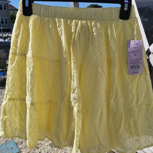 Wild Fable Yellow Eyelet Mini Skirt XS High Waist Cotton Lined Summer Skirt NWT - Picture 4 of 4